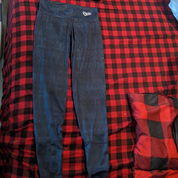 Bea Sports Apparel set - Picture 7 of 8